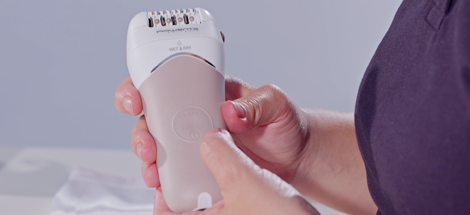 RECENZE: epilátor Rowenta Aquasoft EP4930