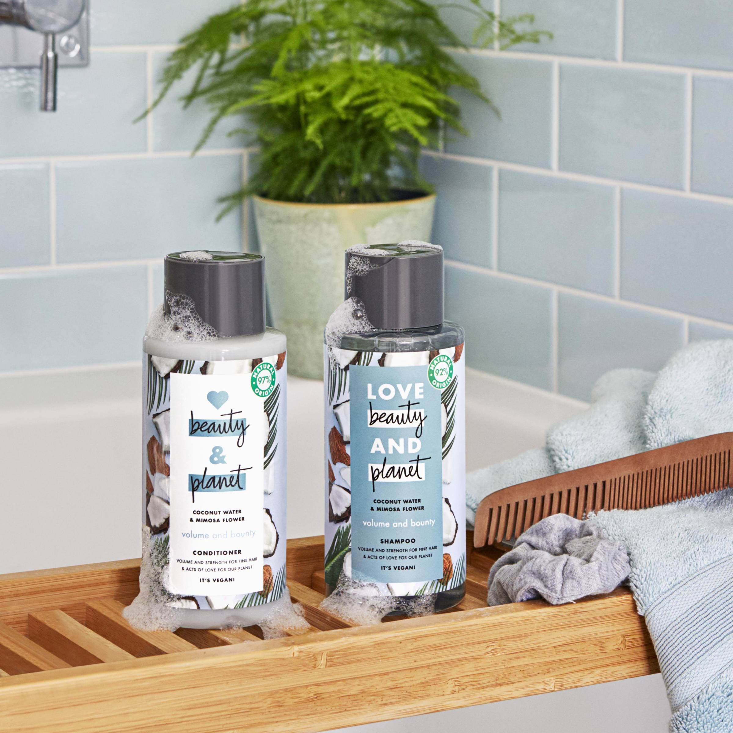 Love Beauty & Planet Volume & Bounty kondicionér na vlasy 400 ml