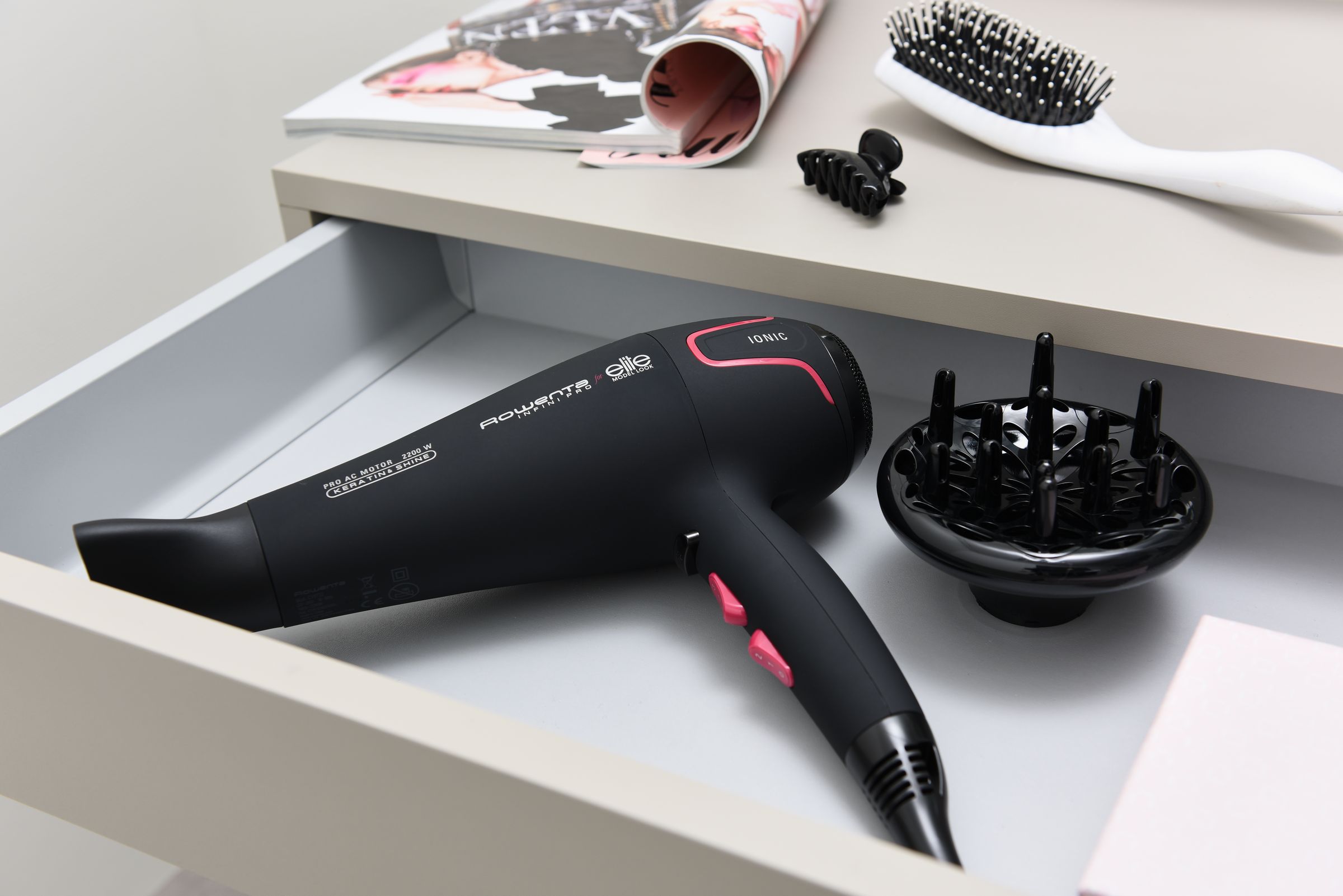 Rowenta For Elite Infini Pro CV8722D0 fén na vlasy