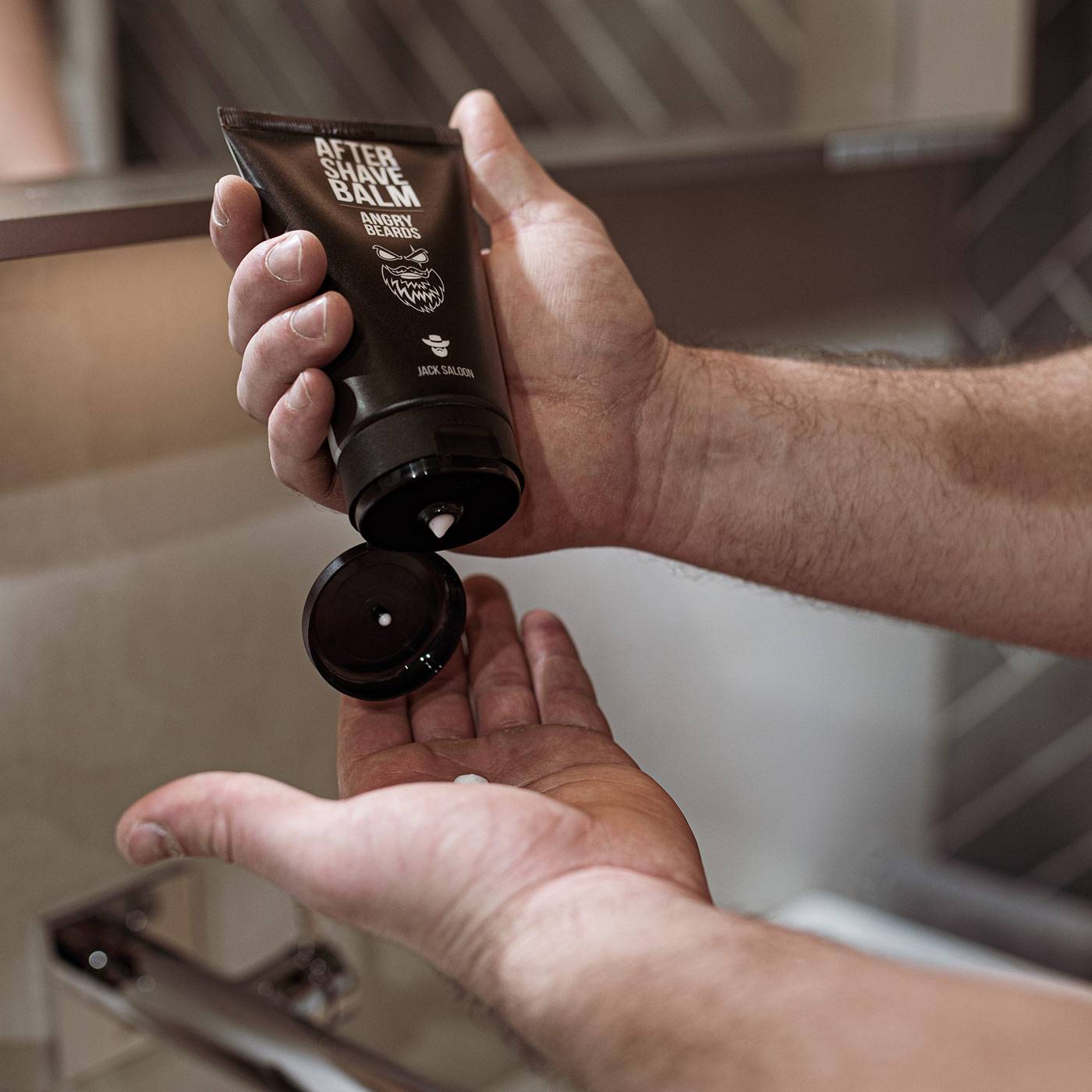 Angry Beards Shavetta Garrigue sada na holení