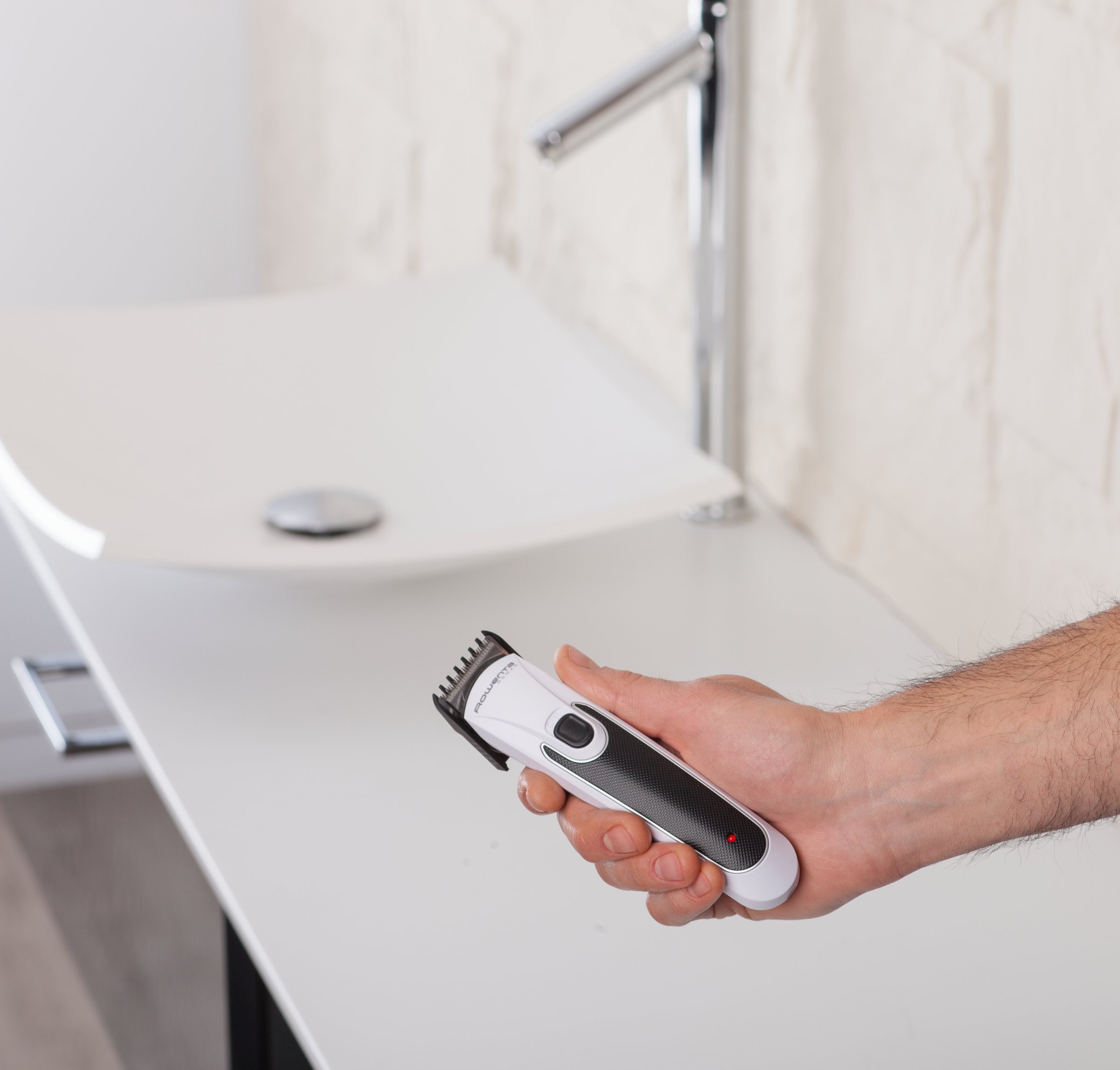 Rowenta Nomad Easy TN2300F1 zastřihovač vousů