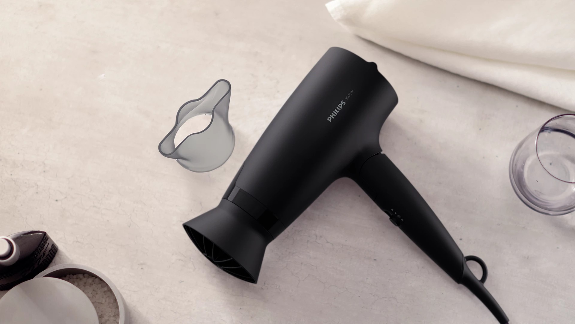 Philips BHD308/10 fén na vlasy